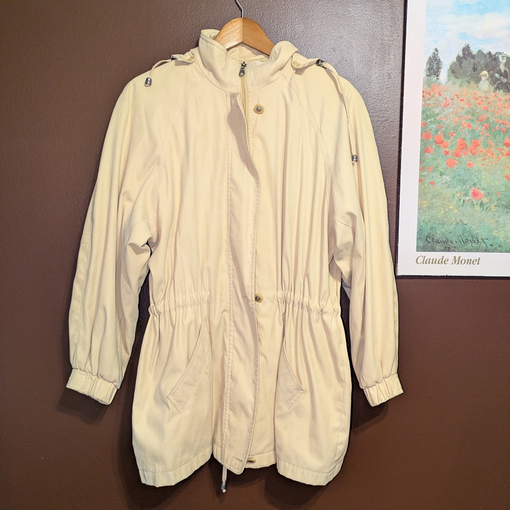Women's Yellow Jacket